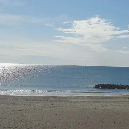 アパート A Sete: Terrasse, Jardinet, Piscine Et Parking Prive A Proximite De La - Fr-1-472a-141 セット