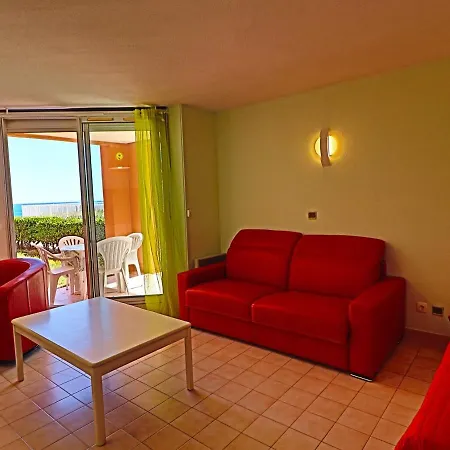 شقة A Sete: Terrasse, Jardinet, Piscine Et Parking Prive A Proximite De La - Fr-1-472a-141 سُت