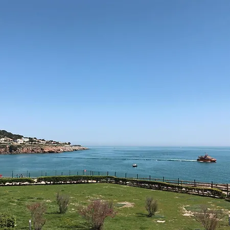 A Sete: Terrasse, Jardinet, Piscine Et Parking Prive A Proximite De La - Fr-1-472a-141 * Sete
