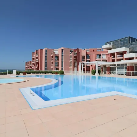A Sete: Terrasse, Jardinet, Piscine Et Parking Prive A Proximite De La - Fr-1-472a-141